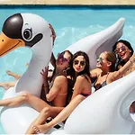 Freebird - Vip Wedding & Bachelor Events Villa