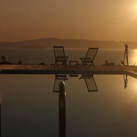 Villa Freebird Vip Bachelor Party & Wedding Events Pefkochori